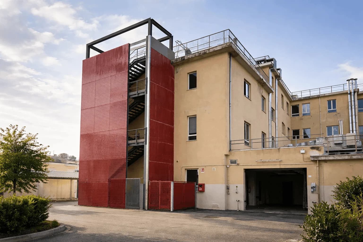 Progettazione di fattibilità tecnica ed economica relativa all'intervento di adeguamento sismico della sede del Distretto di Grado — sanitario a Trieste (TS)
