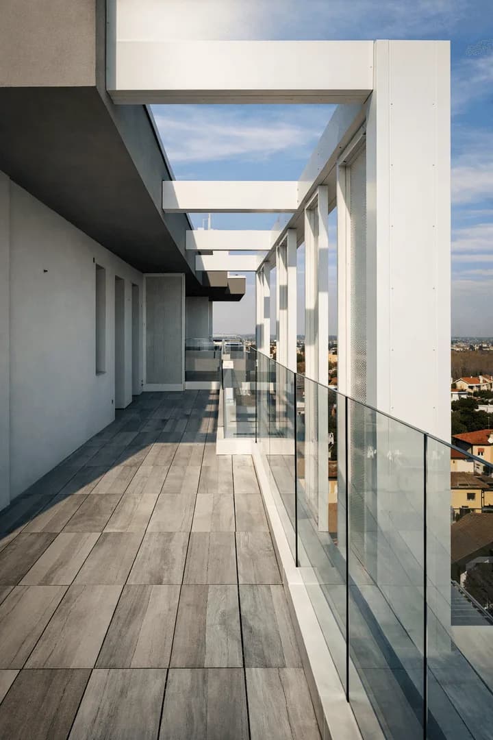 Riqualificazione area ex-hotel Tahiti – Lido di Jesolo con demolizione e ricostruzione con piano urbanistico convenzionato — foto 3