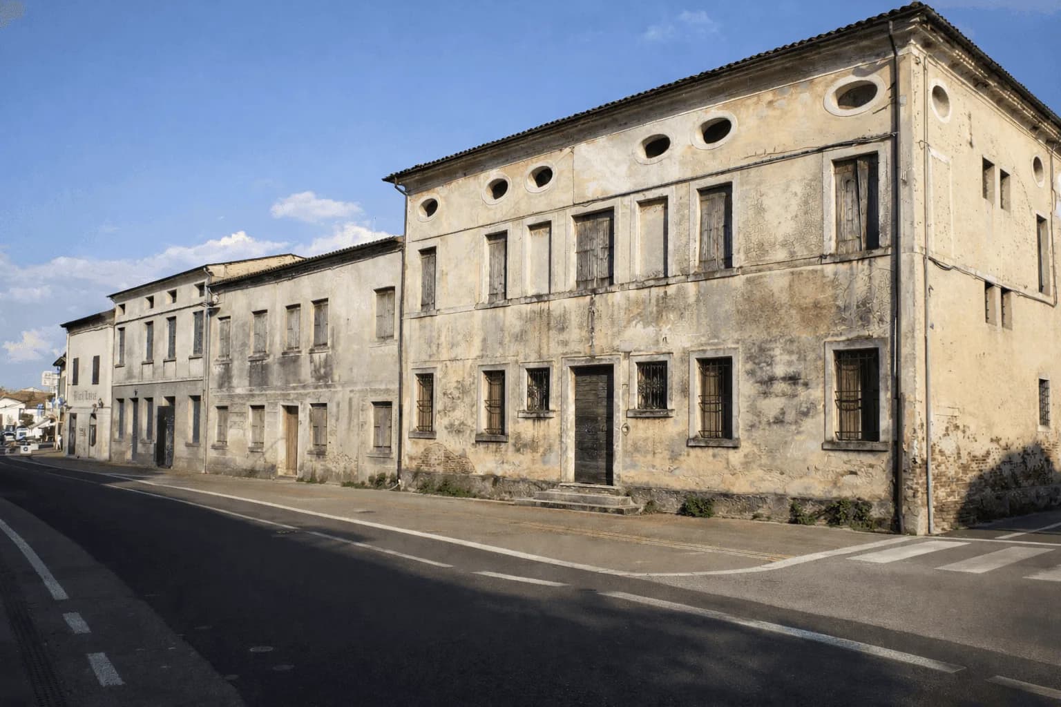 Riqualificazione compendio immboliare Antica Caserma — foto 1